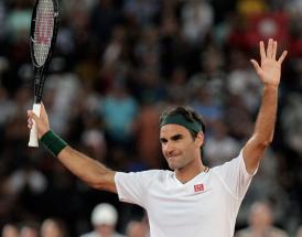 Ein jubelnder Roger Federer. 