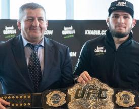 Khabib Nurmagomedov mit seinem Vater