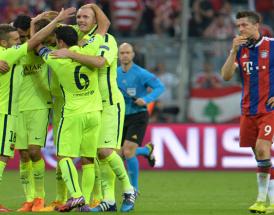Barcelona feiert das Weiterkommen 2015