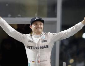 Nico Rosberg im Mercedes-Anzug