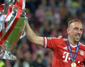 Ribéry mit Champions-League-Pokal 2013