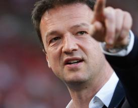 Fredi Bobic in seiner Zeit als Funktionär beim VfB Stuttgart