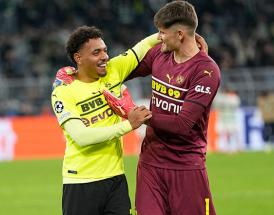Die BVB-Neuzugänge Kobel und Malen