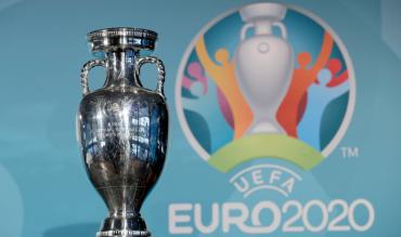 Der Pokal der Europameisterschaft.