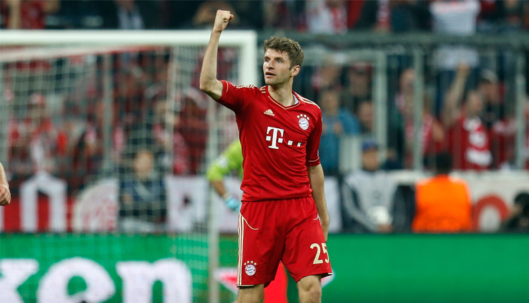 Thomas Müller im roten Bayerntrikot