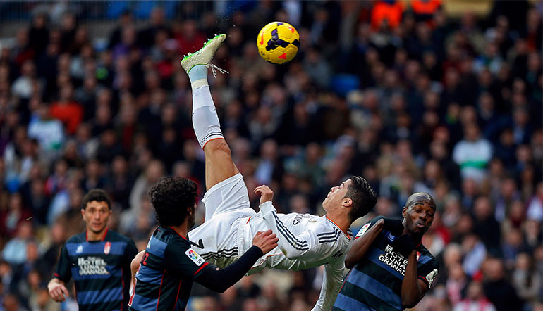 Ronaldo mit einem Fallrückzieher bei Real