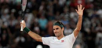 Ein jubelnder Roger Federer. 
