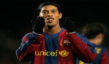 Ronaldinho im Barca-Trikot - Ronaldinho Vermögen