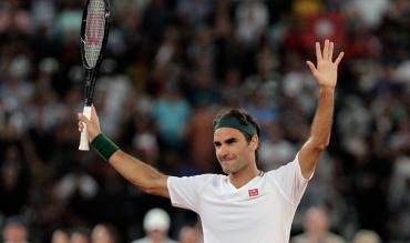 Ein jubelnder Roger Federer. 